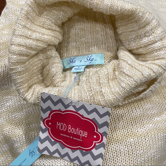 She + Sky Tunic Turtleneck Sweater Cream & White L - Picture 5 of 8